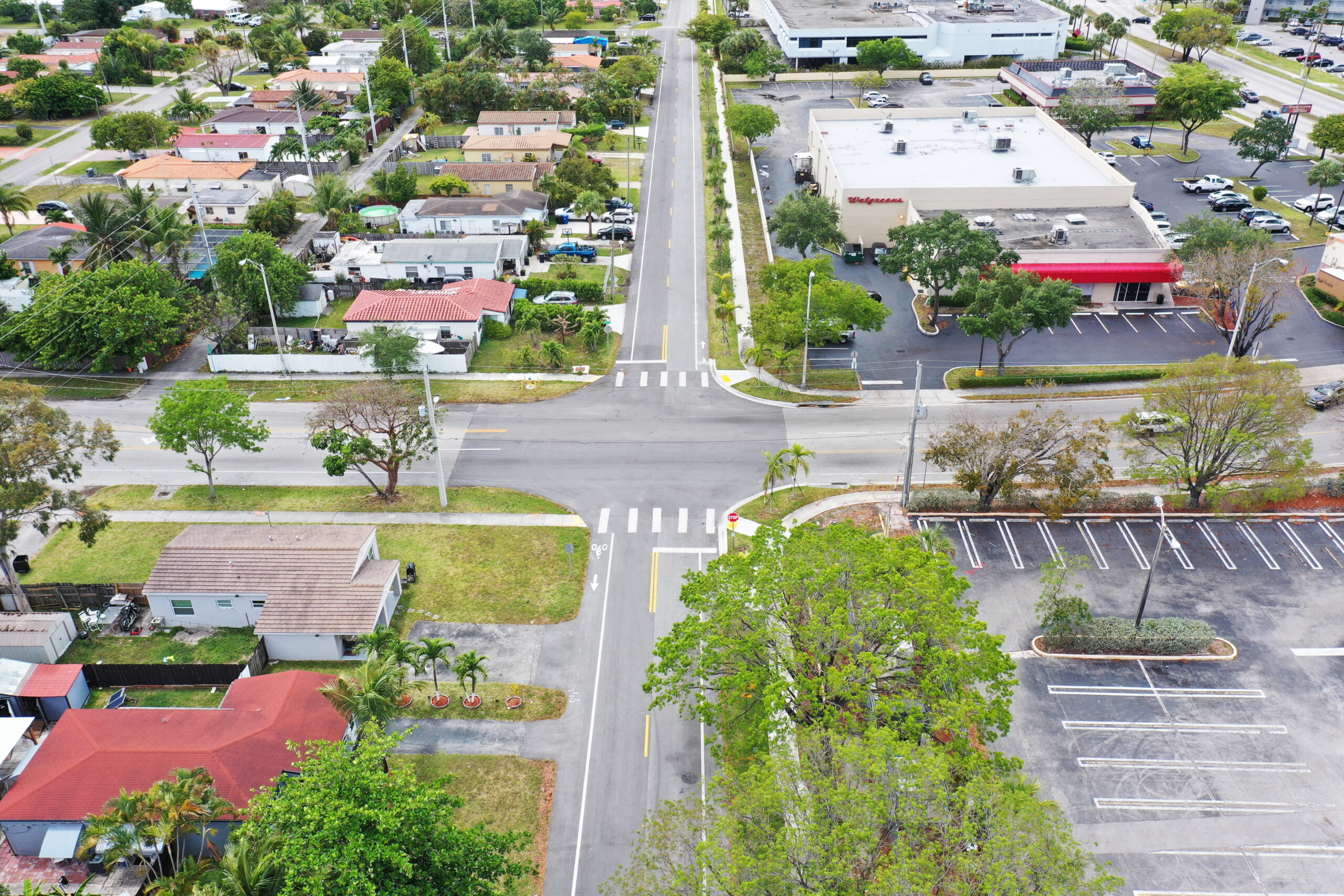 NE 183rd Street Bike Lanes & Water Main Improvements
